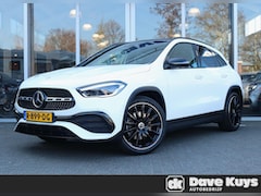Mercedes-Benz GLA-Klasse - 180 AMG Line Panoramadak | Distronic | Apple Carplay