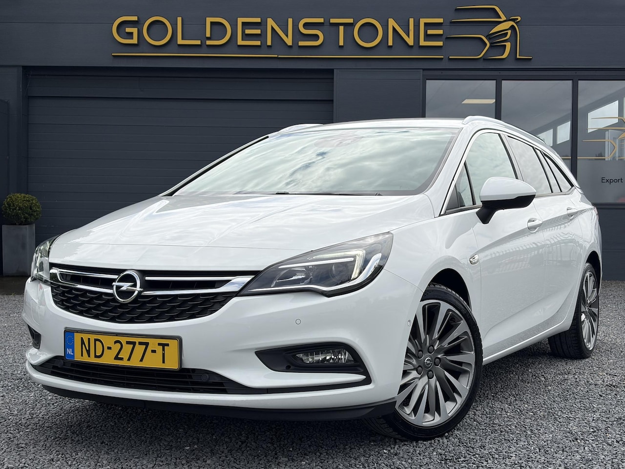 Opel Astra Sports Tourer - 1.4 Innovation 2e Eigenaar,Navi,Camera,Trekhaak,150pk,Keyless,N.A.P,6 Bak,Pdc V+A,Halflede - AutoWereld.nl