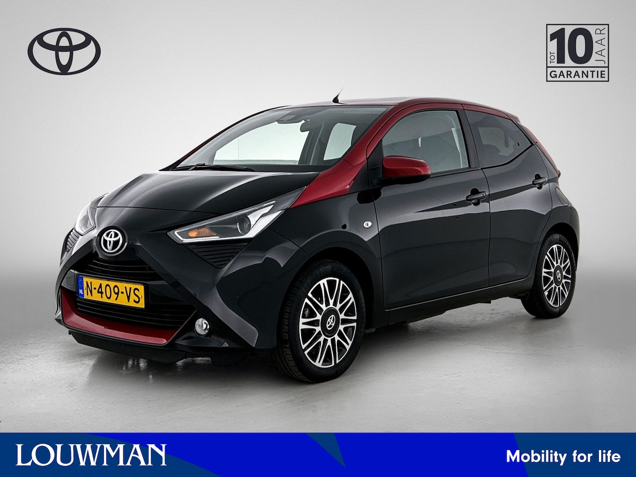 Toyota Aygo - 1.0 VVT-i x-cite | Lederen bekleding | Achteruitrijcamera | Airco - AutoWereld.nl