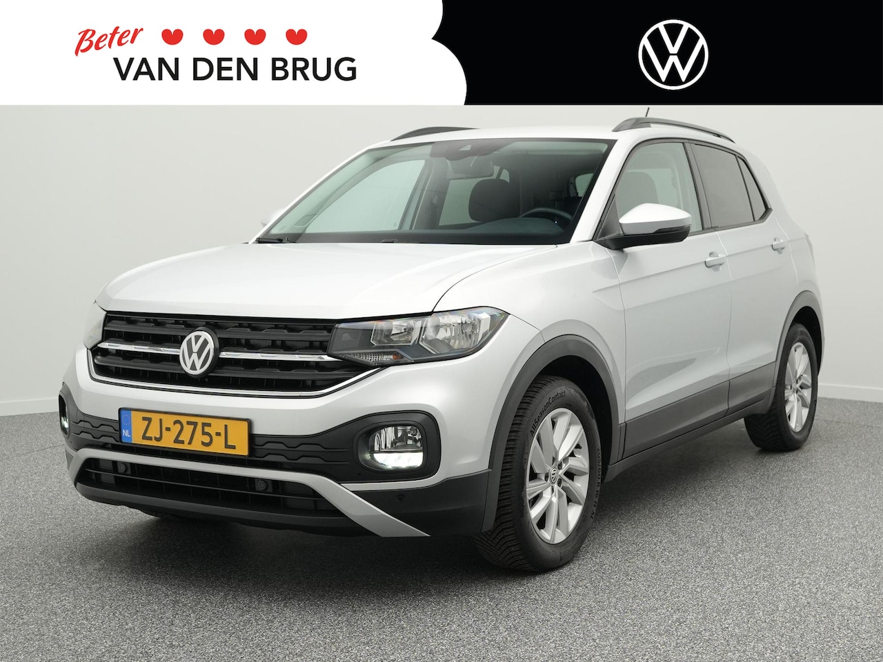 Volkswagen T-Cross - 1.0 TSI Life 95 PK | Navigatie | Trekhaak | Adaptieve Cruise Control | Side Assist | - AutoWereld.nl