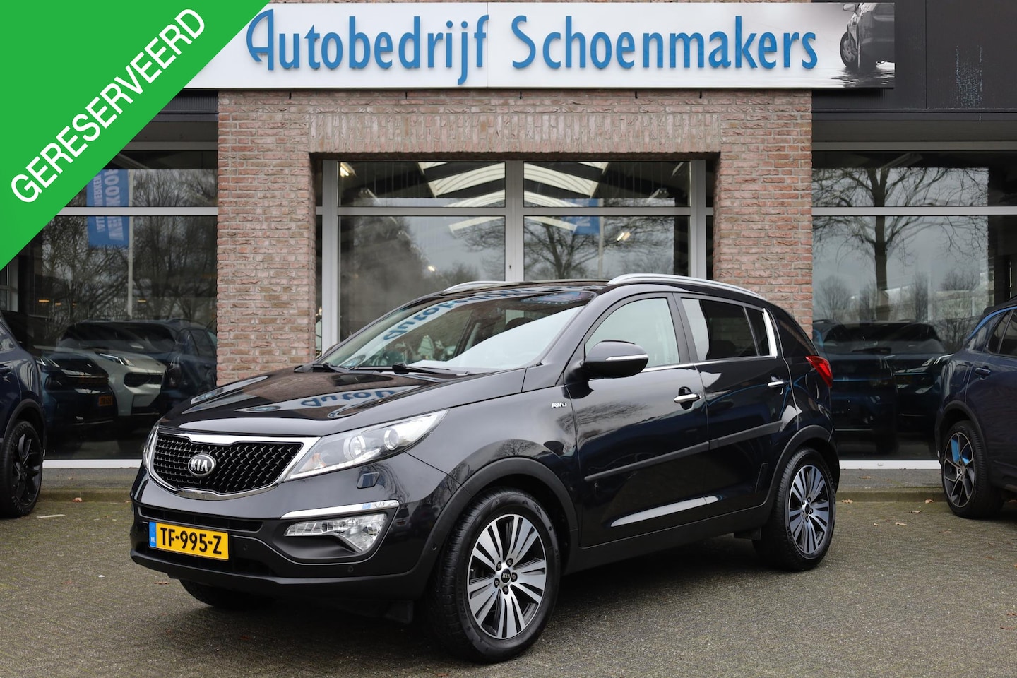 Kia Sportage - 2.0 ExecutiveLine 4WD TREKHAAK PANO CAMERA 4XSTOELVERW. HALF-LEER CLIMA NAVI CRUISE 2XPDC - AutoWereld.nl