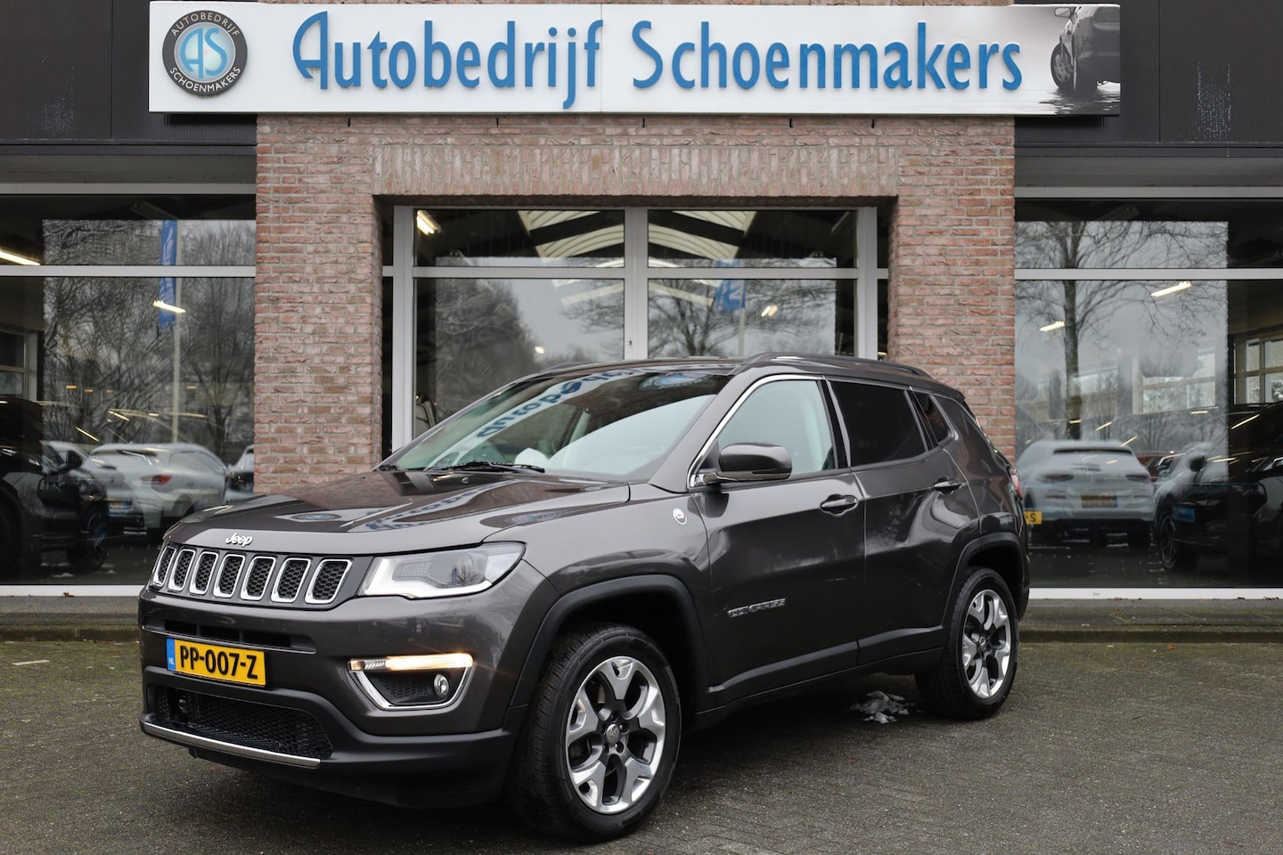 Jeep Compass - 1.4 MultiAir Opening Edition 4x4 TREKHAAK-AFN CARPLAY BEATS-AUDIO DAB HALF-LEER STOELVERW. - AutoWereld.nl