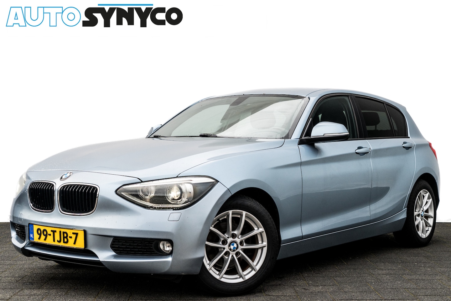 BMW 1-serie - 116i Business | Airco | Xenon | Professional radio | 16 inch LMV - AutoWereld.nl
