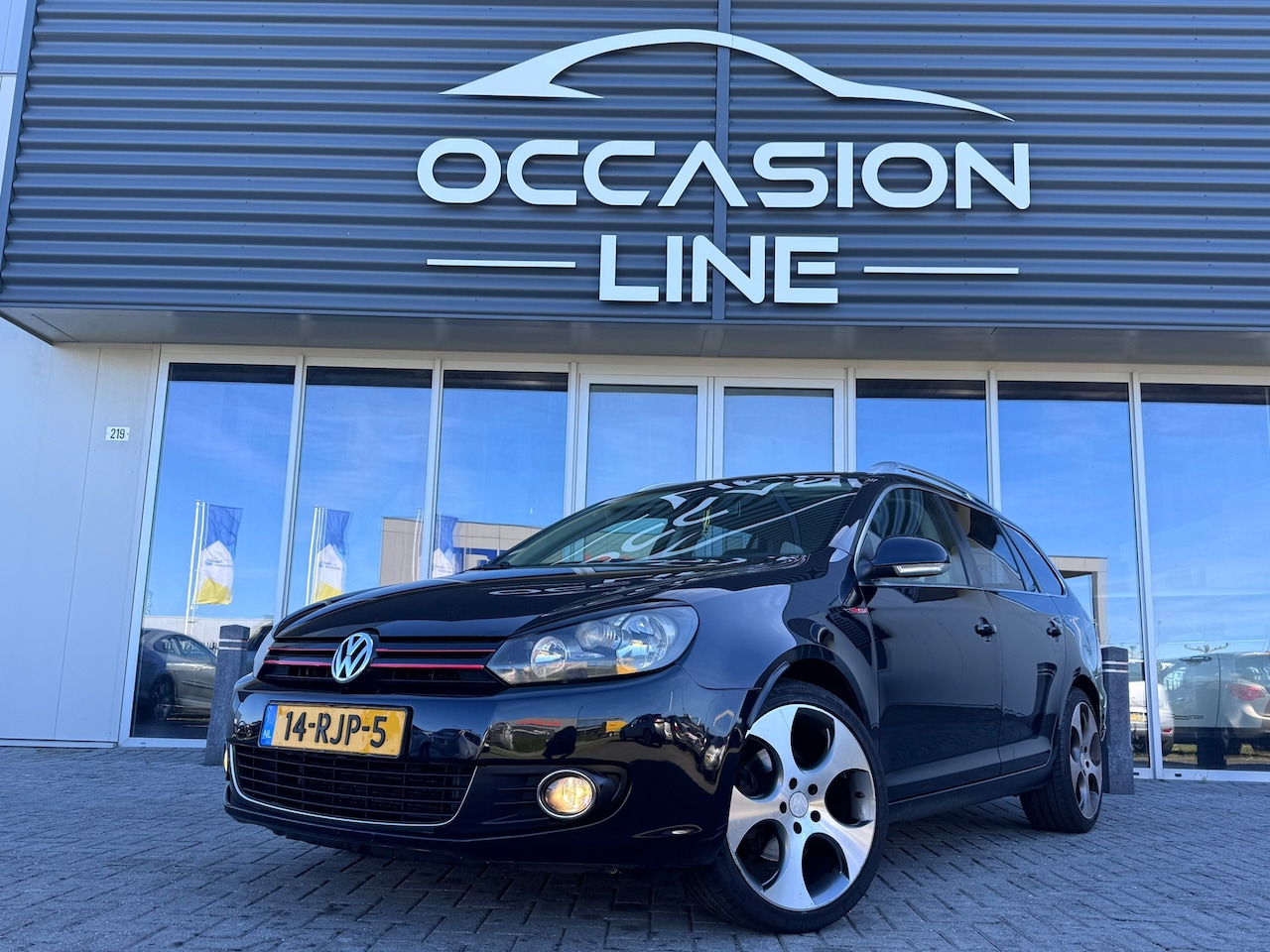 Volkswagen Golf Variant - 1.4 TSI Highline | Automaat | Camera | Carplay | Ketting vv - AutoWereld.nl
