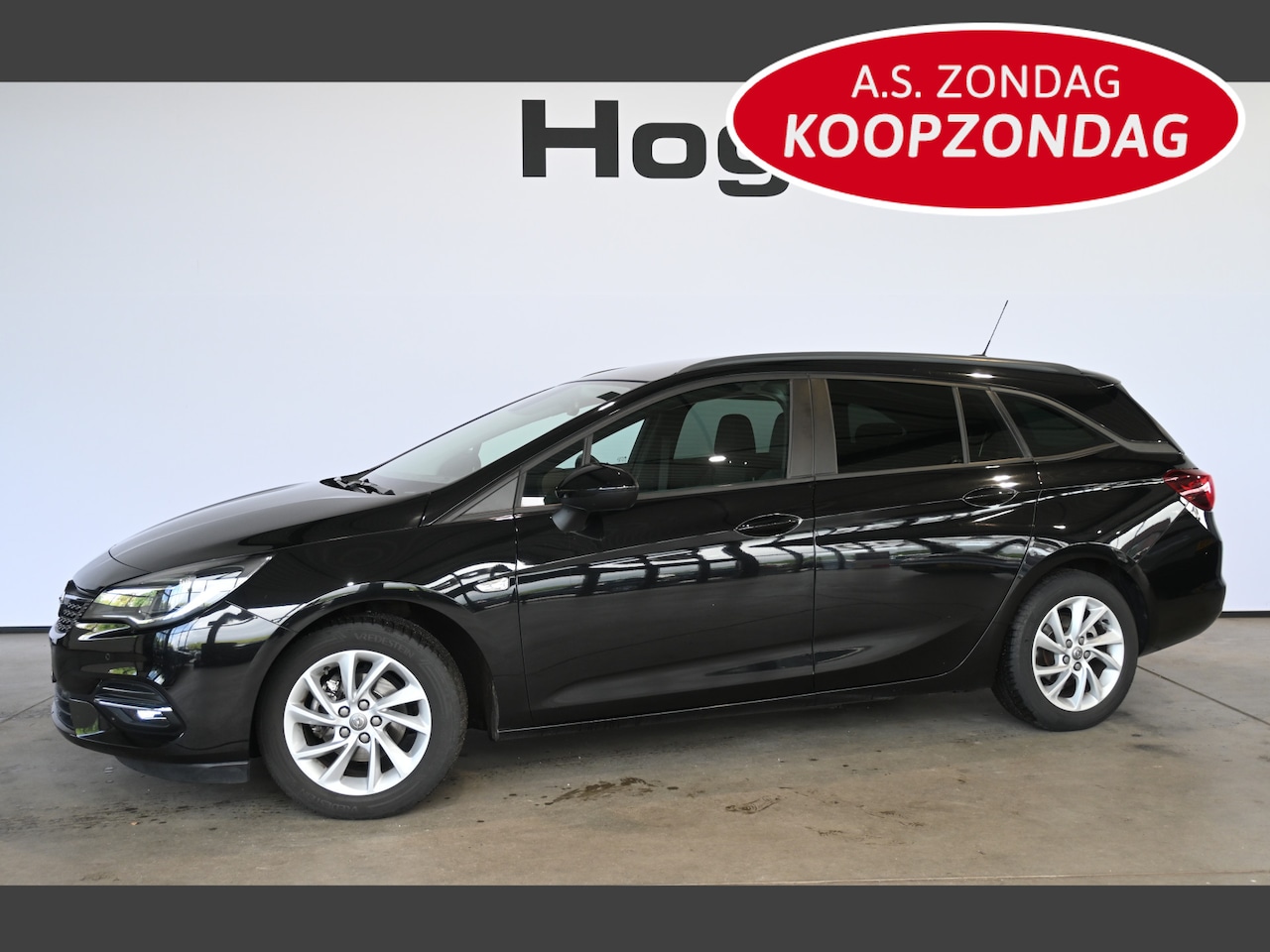 Opel Astra Sports Tourer - 1.2 Business Edition Nap! Clima Navigatie Trekhaak Cruise control 1e Eigenaar 100% Onderho - AutoWereld.nl