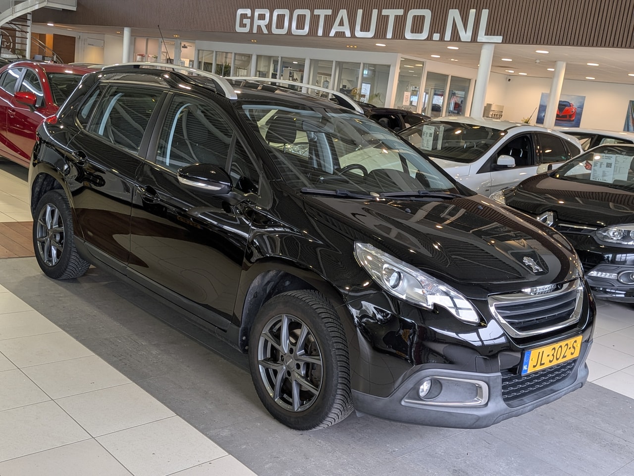 Peugeot 2008 - 1.2 PureTech Active Panoramadak, Airco, Cruise Control, Trekhaak, Stuurbekrachtiging - AutoWereld.nl