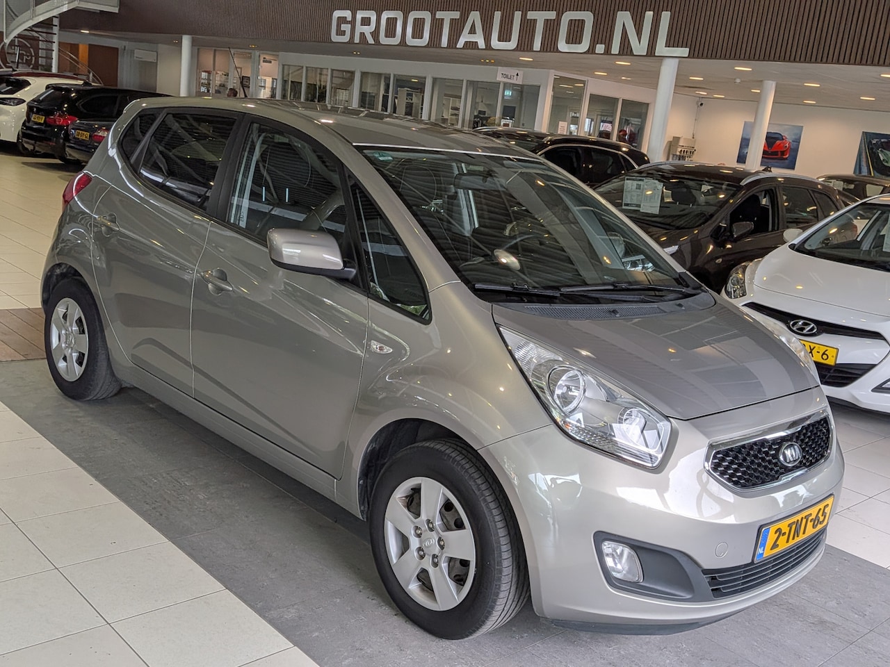 Kia Venga - 1.4 CVVT 20th Anniversary Airco, Cruise Control, Trekhaak, Stuurbekrachtiging - AutoWereld.nl