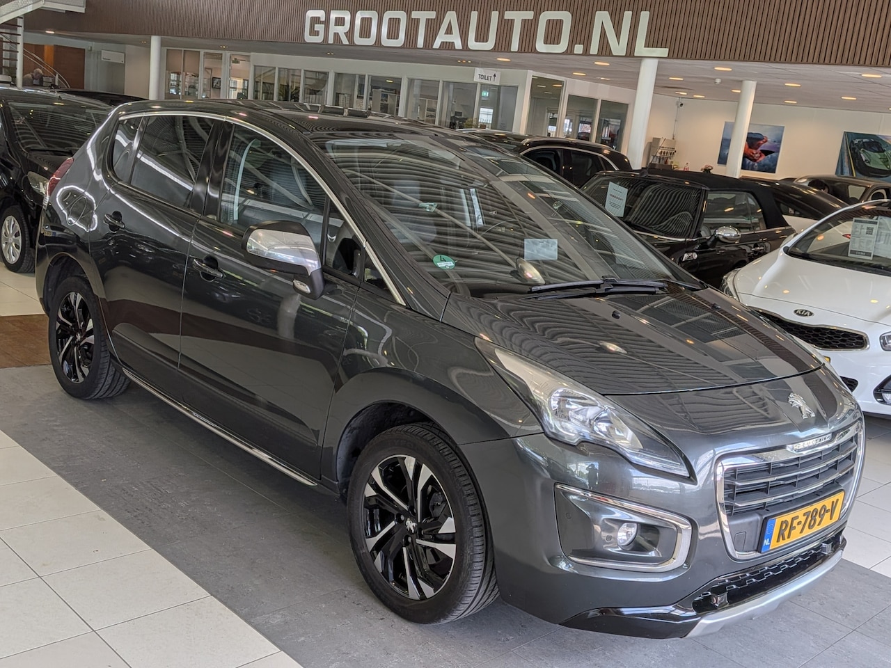 Peugeot 3008 - 1.2 PureTech Allure Airco, Cruise Control, Trekhaak, Stuurbekrachtiging - AutoWereld.nl