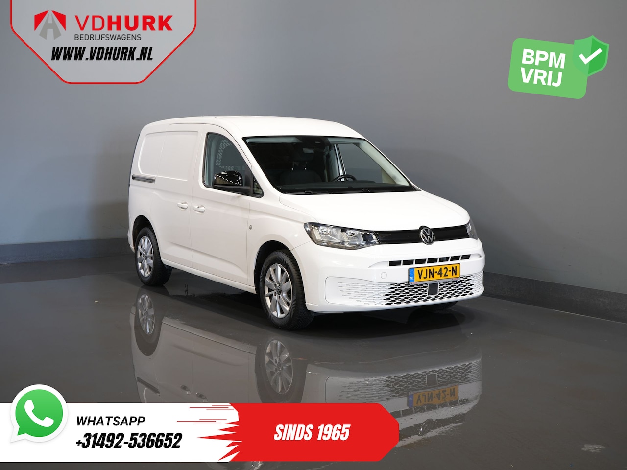 Volkswagen Caddy Cargo - 2.0 TDI Dealer Onderhouden/ Carplay/ Navi/ Cruise/ DAB/ 16”LMV/ PDC/ Trekhaak/ Airco - AutoWereld.nl