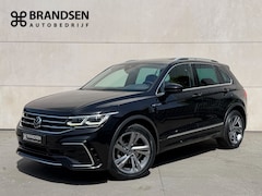 Volkswagen Tiguan - 1.5 TSI R-Line Business+ Pano-Leer-ACC-Trekhaak-Stuur/Stoel verw