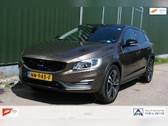 Volvo V60 Cross Country - 2.0 T5 Summum R-DESIGN, LEER, NAVIGATIE, CAMERA, TREKHAAK