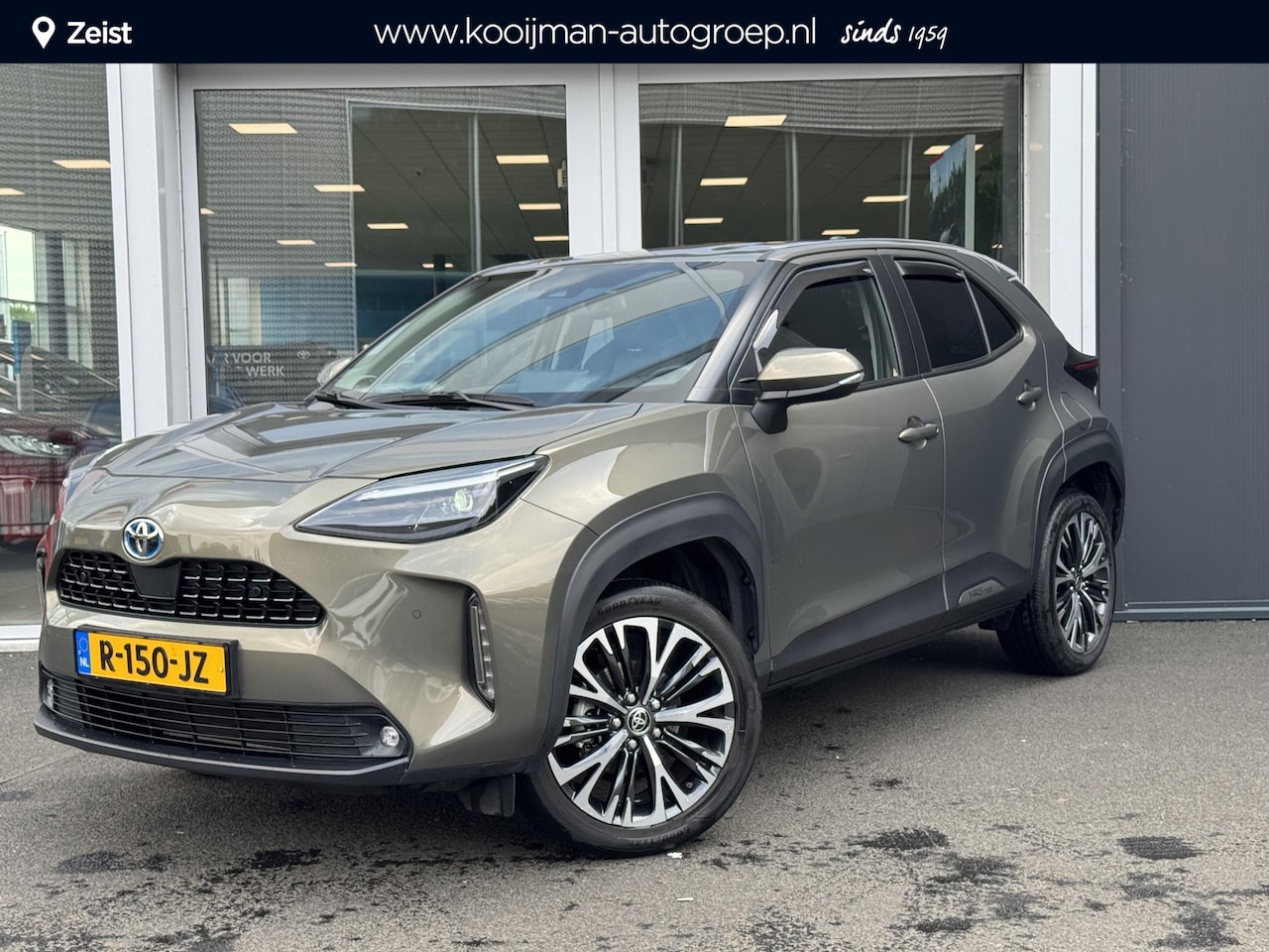Toyota Yaris Cross - 1.5 Hybrid Executive NL Auto | Dodehoekdetectie | Parkeersensoren | 18 inch - AutoWereld.nl