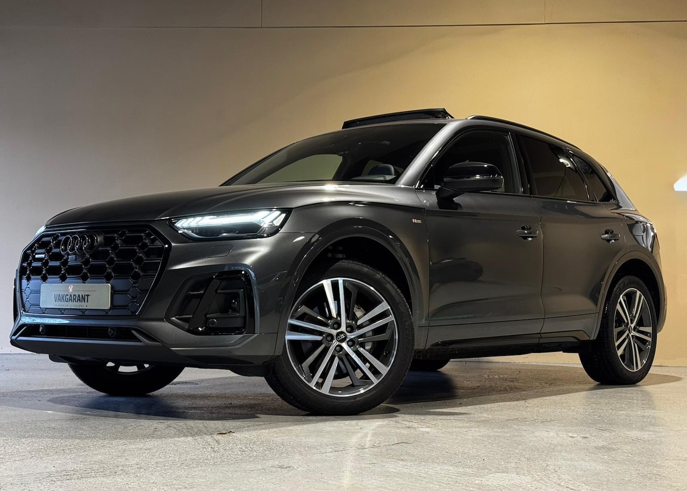 Audi Q5 - 50 TFSI e S edition Competition |Pano |360° |Sfeer |Trekhaak |Stoelverw. |ACC - AutoWereld.nl