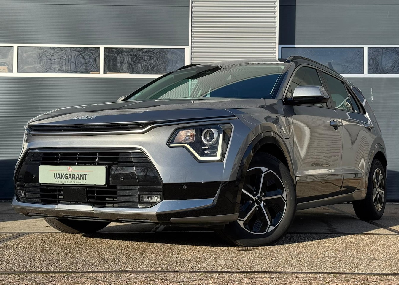Kia Niro - 1.6 GDi PHEV DynamicLine |Camera |Elektr. stoel |Keyless |ACC - AutoWereld.nl