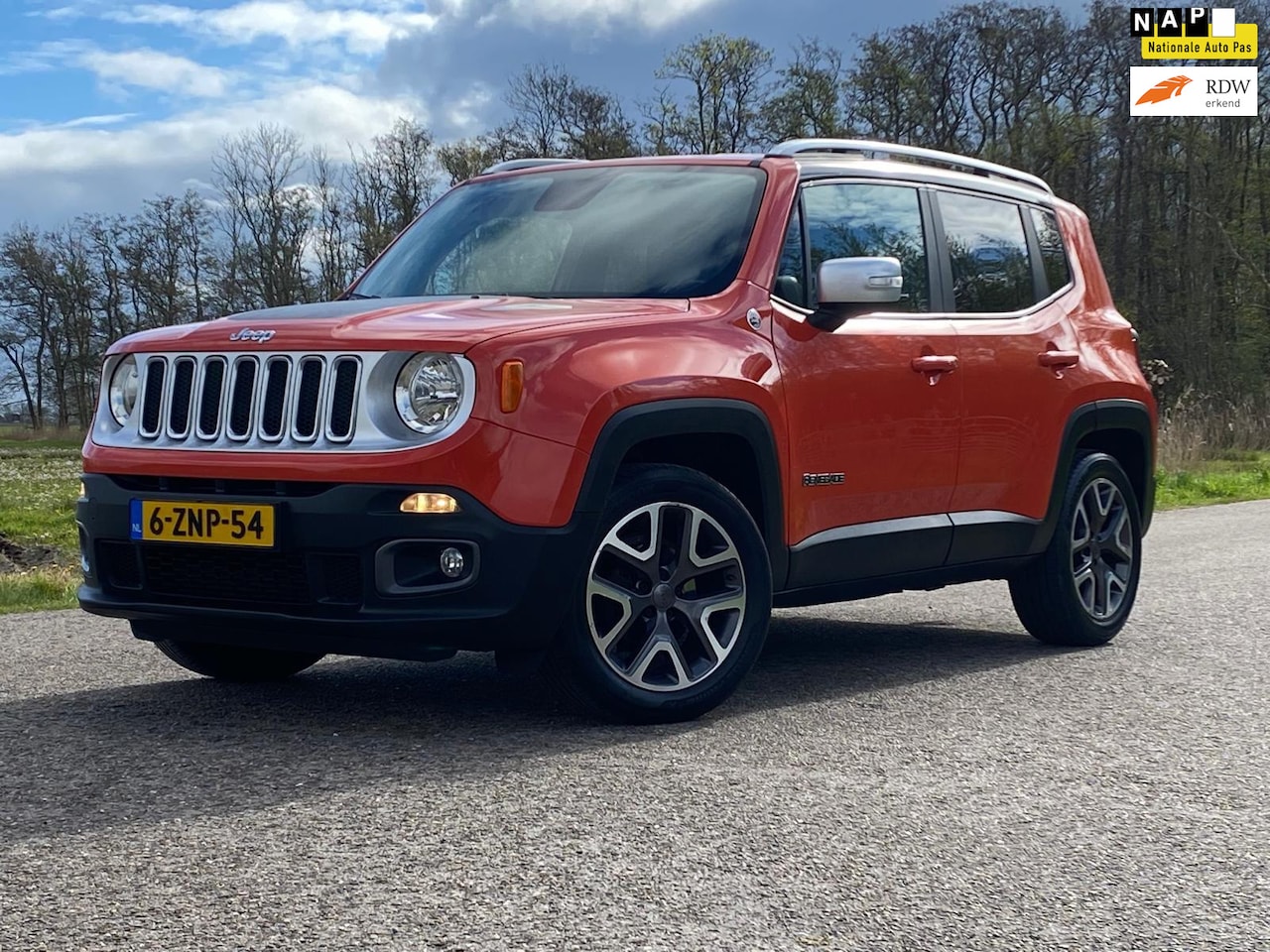 Jeep Renegade - 1.4 MultiAir Opening Edition Leder Clima Navi Carplay Cruise Control NAP - AutoWereld.nl