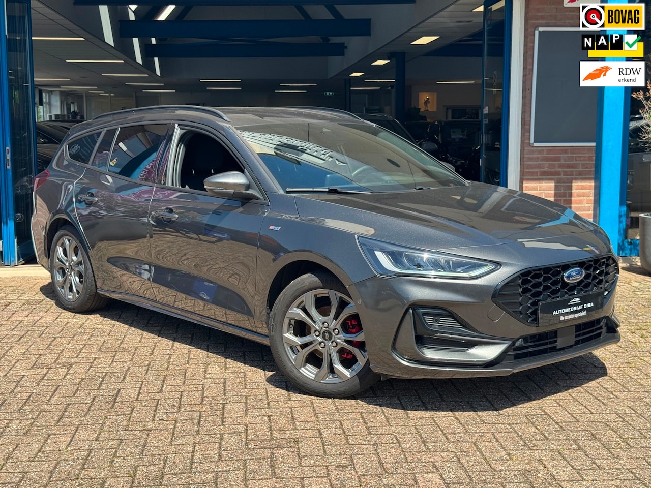 Ford Focus Wagon - 1.0 EcoBoost Hybrid ST Line 2022 NAVI NAP! - AutoWereld.nl