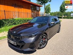 BMW i5 Touring - EDrive40 M-Sport PRO, B&W, panorama, trekhaak