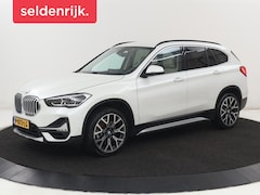 BMW X1 - sDrive20i Business Edition Plus | Leder | Head-Up | Trekhaak | Stoelverwarming | Carplay |