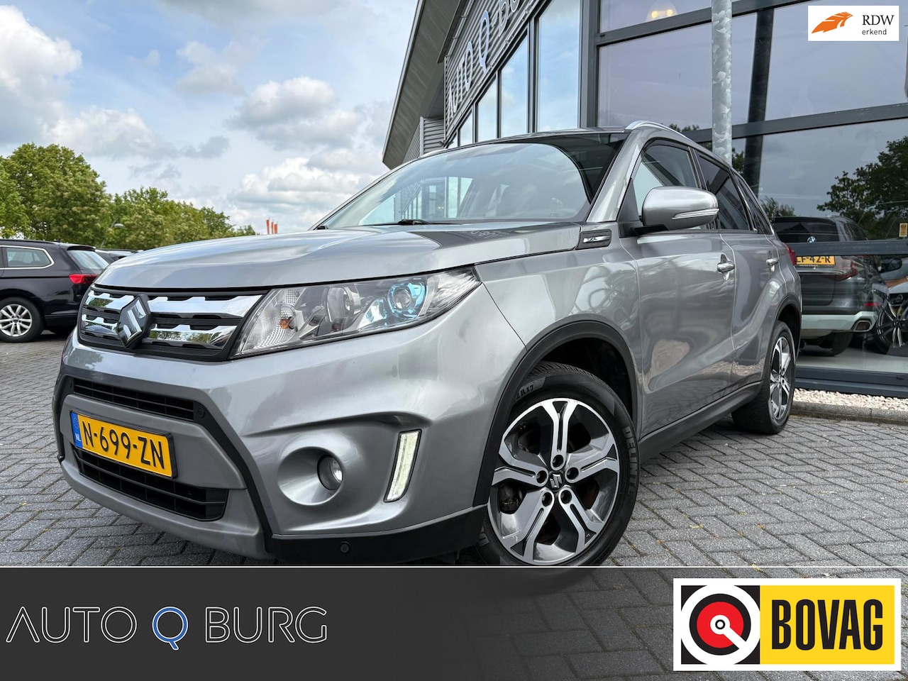 Suzuki Vitara - 1.6 High Executive Allgrip | Automaat | Trekhaak | Camera | Stoel Verwarming | Pano | Crui - AutoWereld.nl