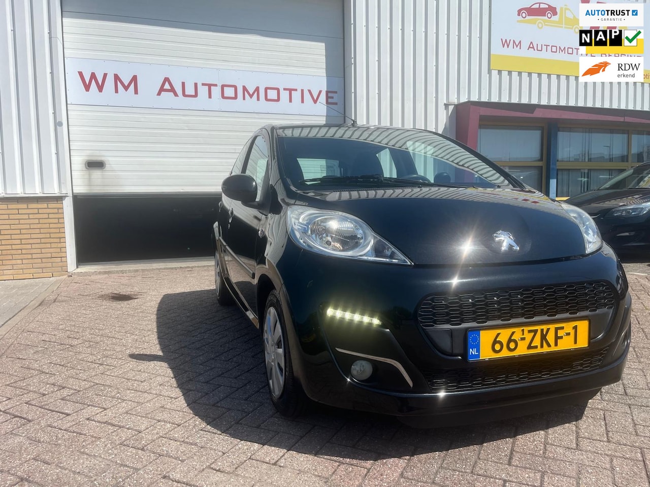 Peugeot 107 - 1.0 Active 1.0 Active - AutoWereld.nl