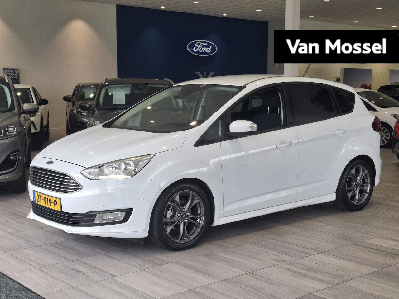 Ford C-Max - 1.0 Trend | Trekhaak | NAV | Stoelverwarming | CC | - AutoWereld.nl