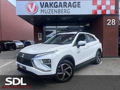 Mitsubishi Eclipse Cross - 2.4 PHEV Intense // LED // CAMERA // KEYLESS // CARPLAY // CLIMA // STOELVERWARMING //