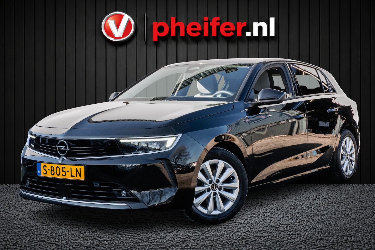 Opel Astra - 1.2 130pk Business Edition AGR stoel/ Stuur-stoelverwarming/ Navigatie/ Camera/ Dab/ Carpl - AutoWereld.nl