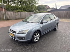 Ford Focus - 1.6-16V Futura Leuke auto
