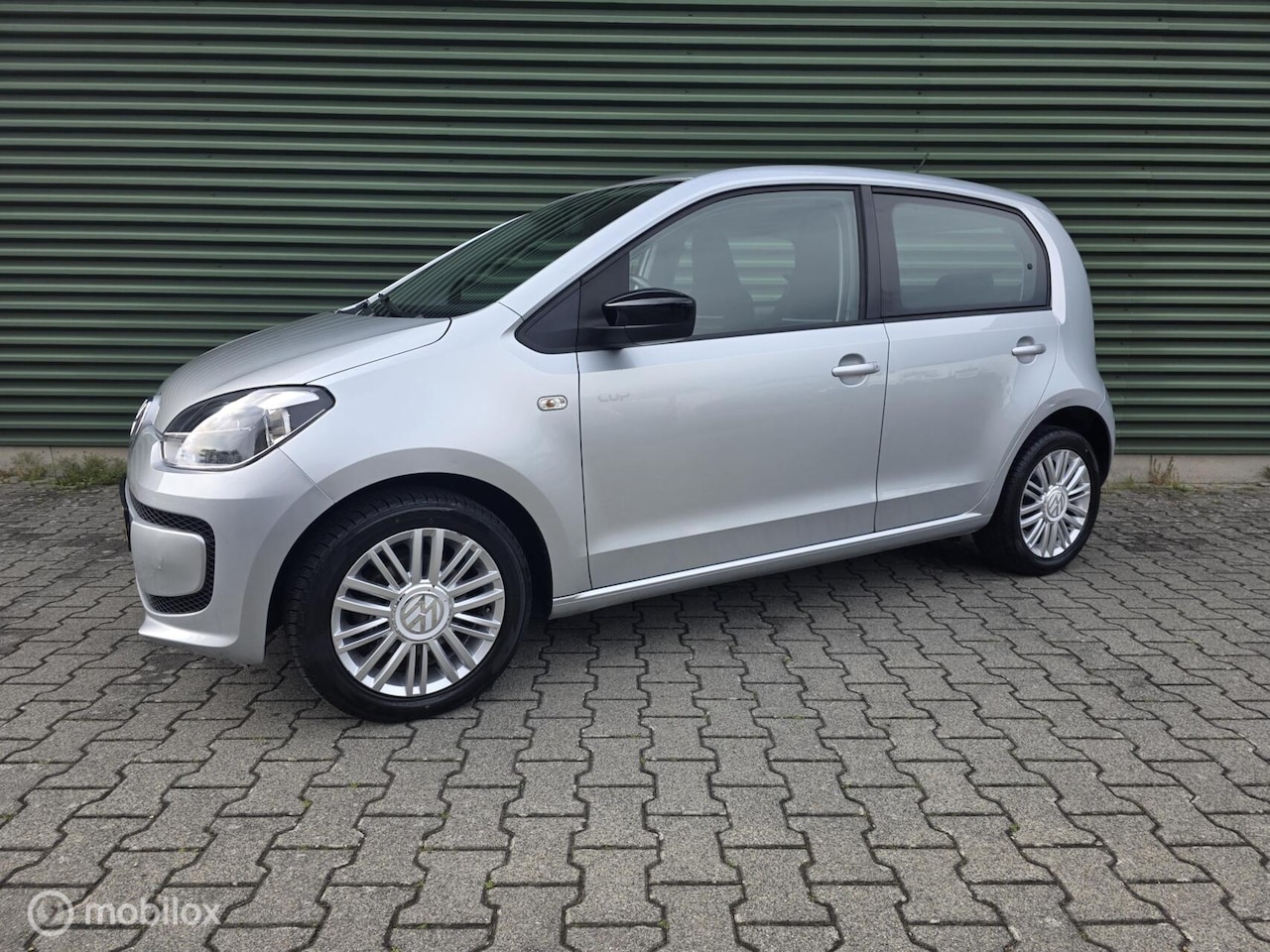 Volkswagen Up! - 1.0 high up! CUP-UP|Airco|5-Deurs|Leder| - AutoWereld.nl