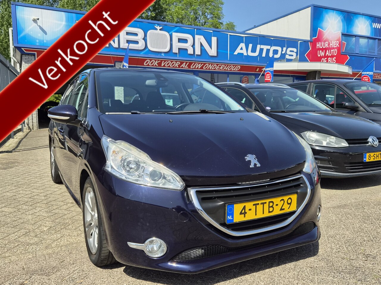 Peugeot 208 - 1.6 VTi Allure Automaat 16'' L.M.V Trekhaak Nw APK - AutoWereld.nl