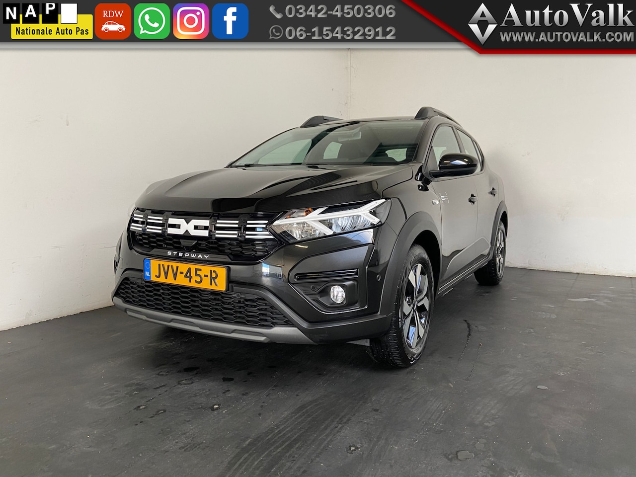 Dacia Sandero Stepway - 1.0 TCe 90 Journey, Fabrieksgarantie! - AutoWereld.nl