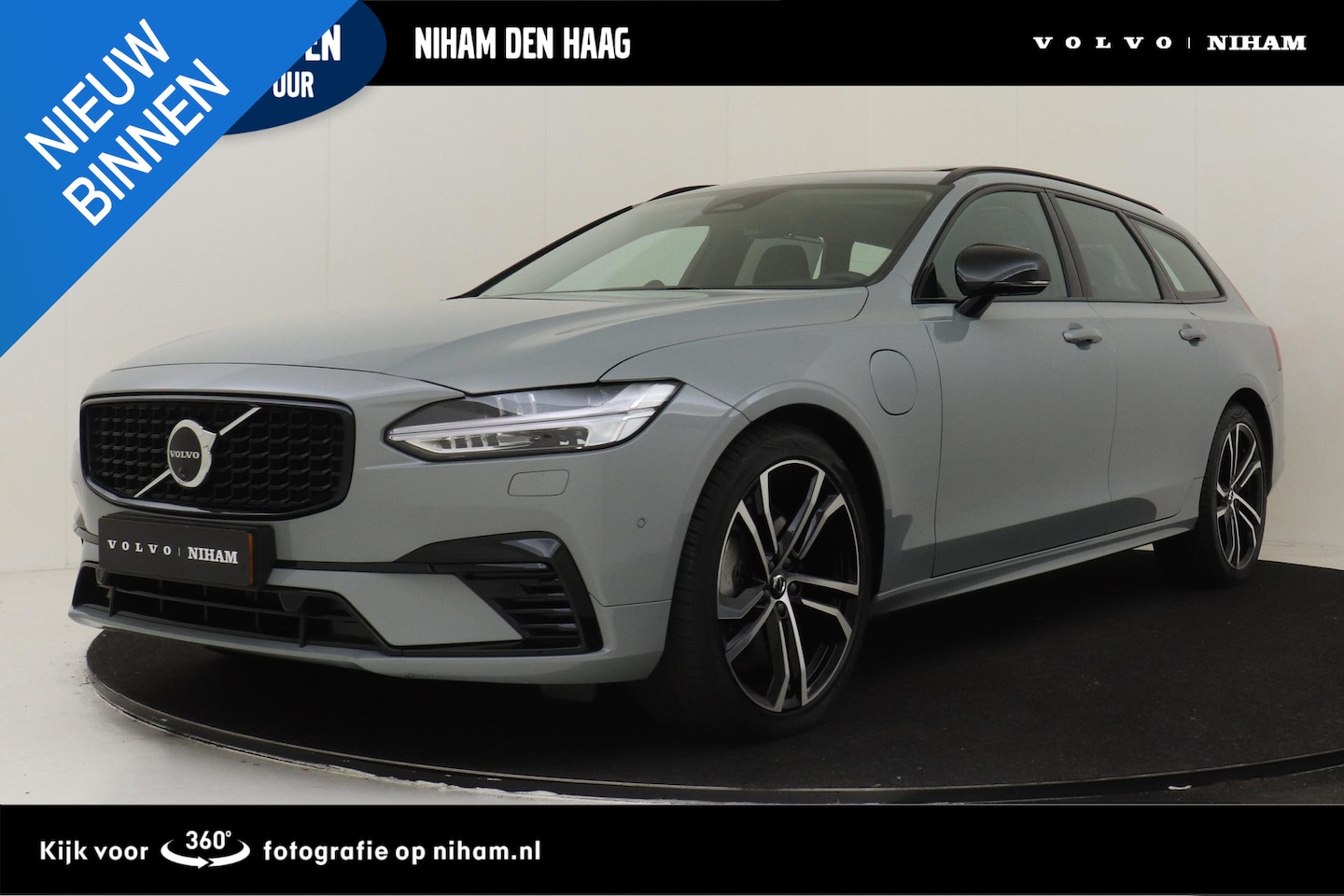 Volvo V90 - T8 PLUG-IN HYBRID AWD ULTRA EXECUTIVE EDITION -PANO.DAK|BOWERS&WILKINS|LUCHTVERING|HEAD-UP - AutoWereld.nl