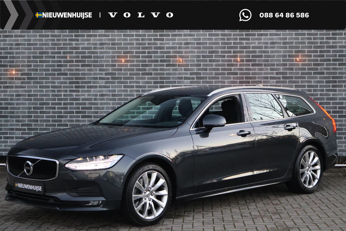 Volvo V90 - 2.0 T4 Momentum | Trekhaak | LED Koplampen Adaptief | Navigatie | Apple Carplay | Android - AutoWereld.nl