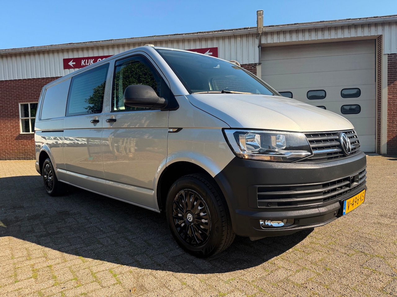 Volkswagen Transporter - 2.0 TSI L2H1 Highline Benzine camera navi airco cruise - AutoWereld.nl