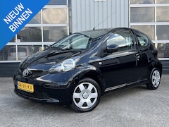 Toyota Aygo - 1.0-12V +