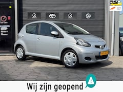Toyota Aygo - 1.0-12V Comfort - 2e Eigenaar - Airco - Lage km / N.a.p. - Nw APK