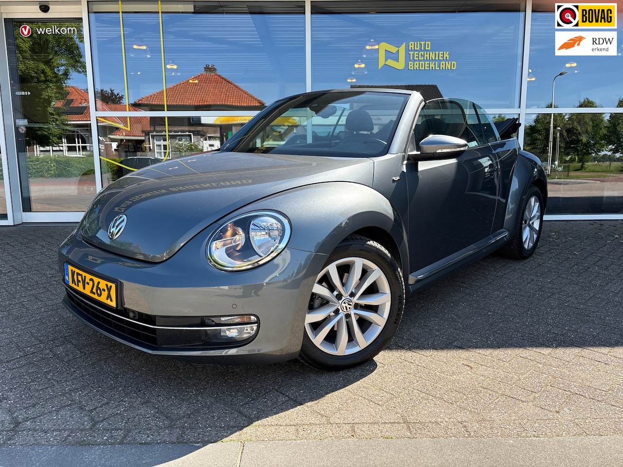 Volkswagen Beetle Cabriolet - 1.2 TSI |ALLSTAR Uitvoering | Camera | CarPlay | CruiseControle | - AutoWereld.nl