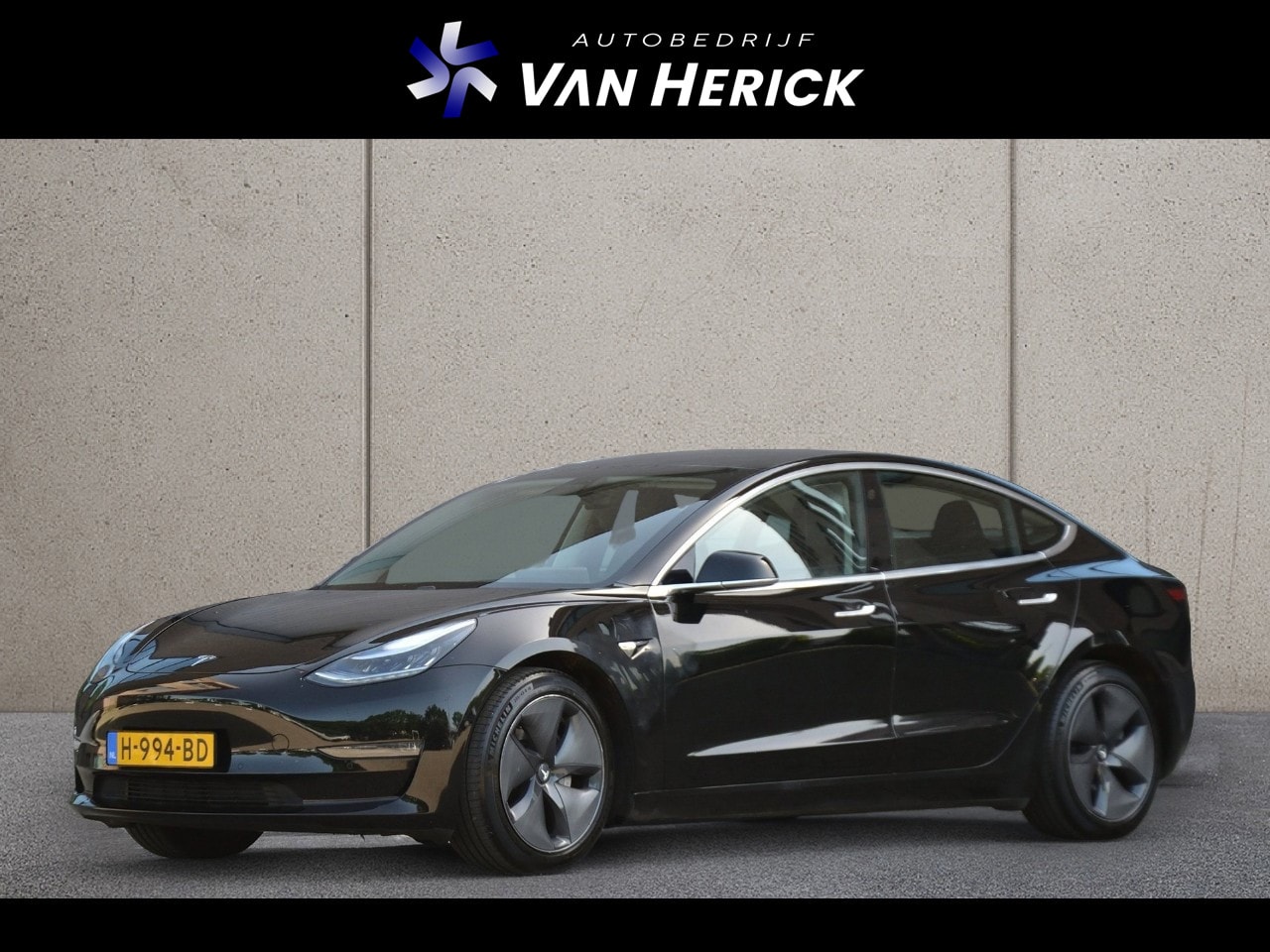Tesla Model 3 - Long Range RWD Long Range AWD | Autopilot | Leer | SOH 89% - AutoWereld.nl