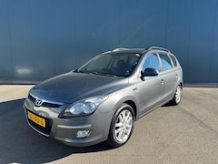Hyundai i30 CW - 1.6i Dynamic Bns CLIMA AIRCO | NAP