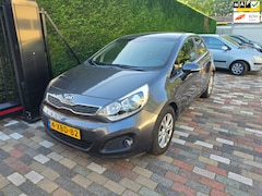 Kia Rio - 1.2 CVVT World Cup Edition Plus 2014 Cruise Airco
