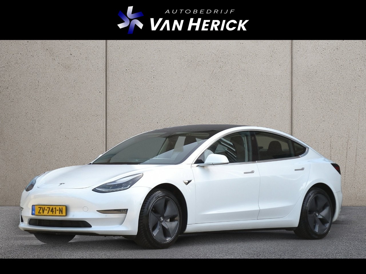Tesla Model 3 - Standard RWD Plus 60 kWh | Pano | Leer | SOH 86% - AutoWereld.nl