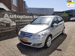 Mercedes-Benz B-klasse - 200 AUTOMAAT ECC LEER TREKHAAK