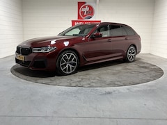 BMW 5-serie Touring - 530e xDrive High Executive M Sport, Softclose, Luchtvering, Laser, Pano, 19 inch, Afn. tre