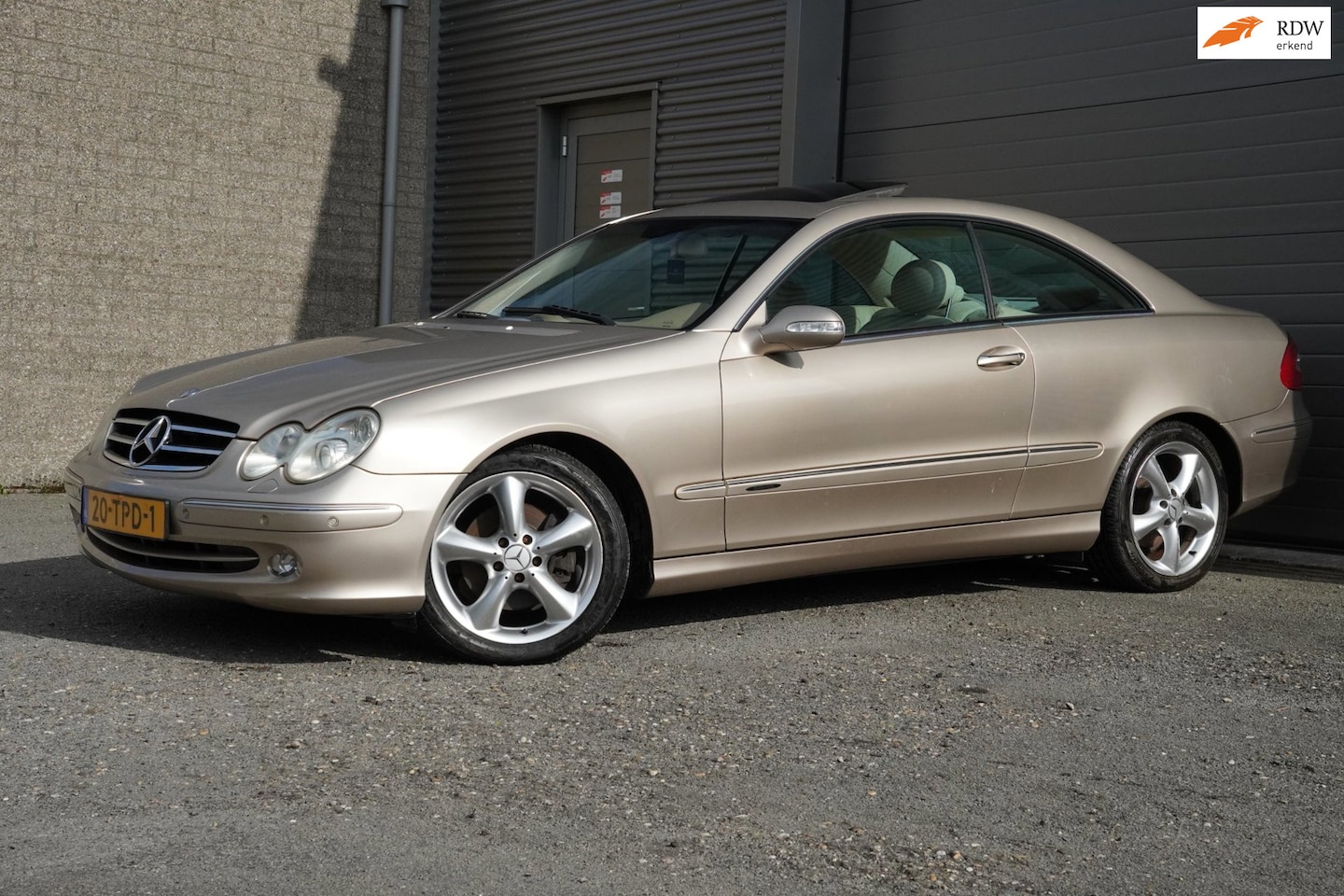 Mercedes-Benz CLK-klasse Coupé - 320 Elegance 320 Elegance - AutoWereld.nl
