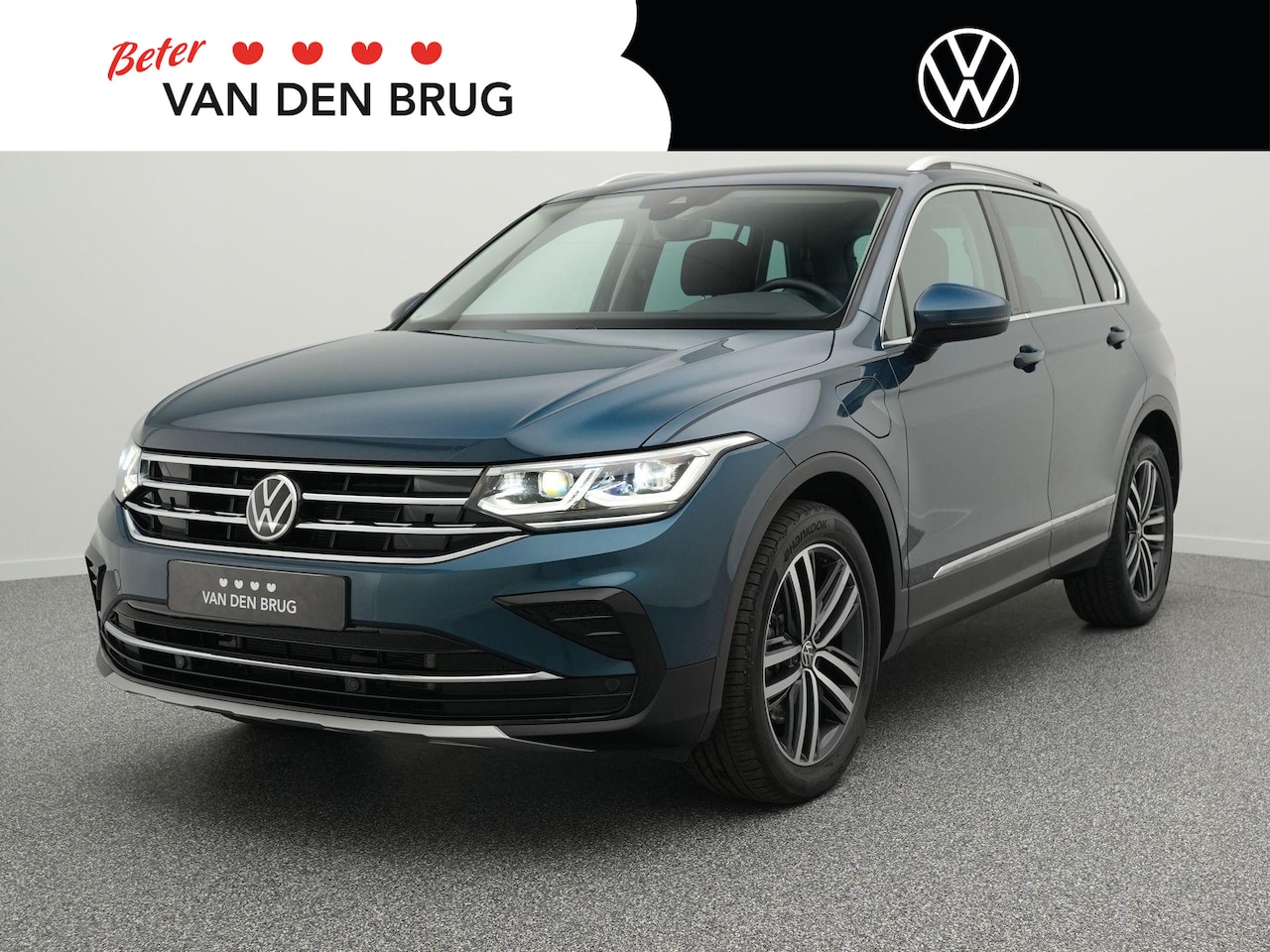 Volkswagen Tiguan - 1.4 TSI eHybride 245 PK Elegance | LED Plus | Trekhaak | Ergo Zetels | Achteruitrijcamera - AutoWereld.nl