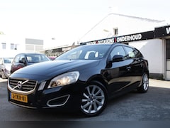 Volvo V60 - 1.6 T3 / Stoelmemory / Carplay / Parkeersensoren / CruiseControl