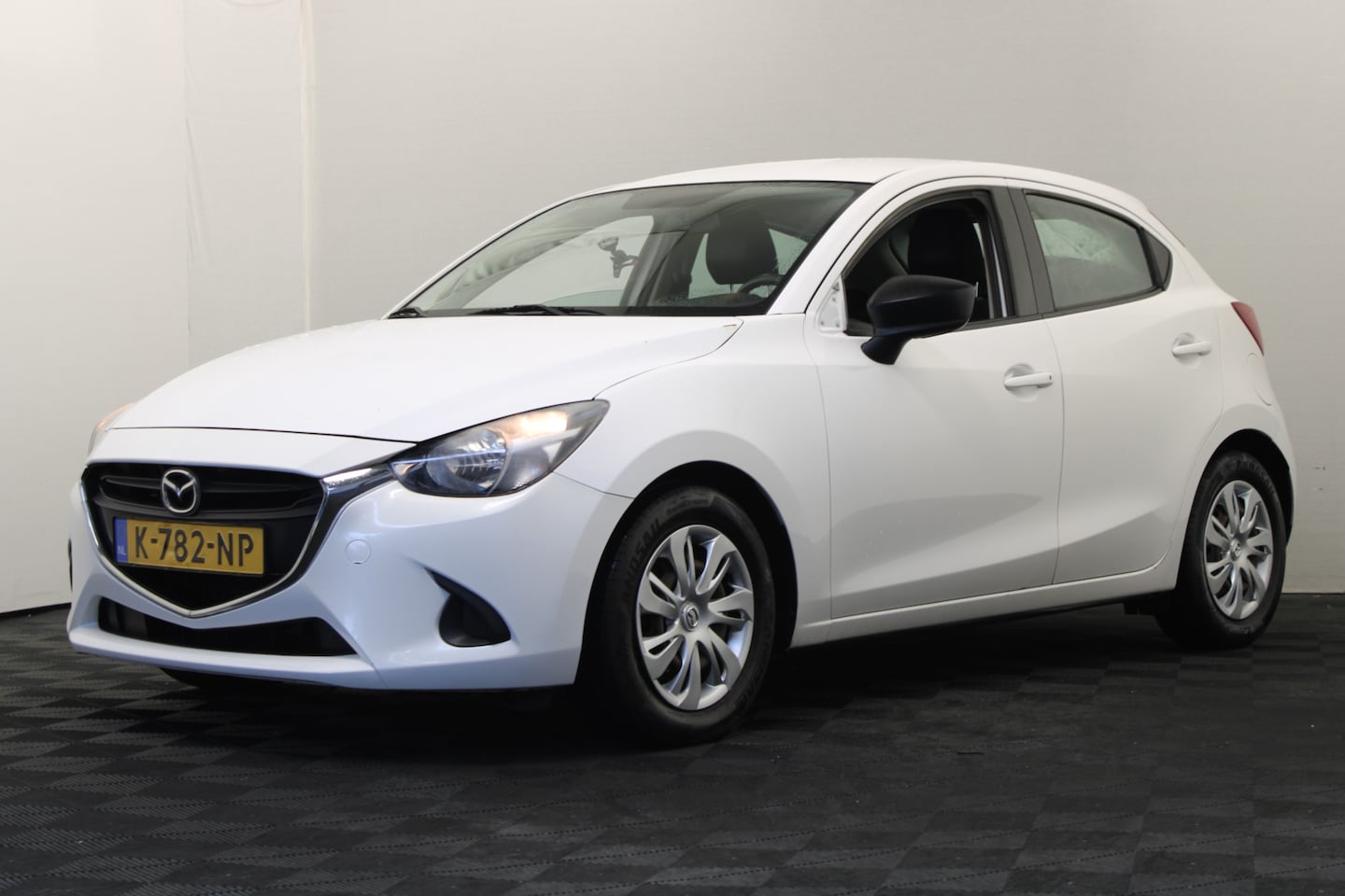 Mazda 2 - 1.5 Skyactiv-G S 1.5 Skyactiv-G S - AutoWereld.nl