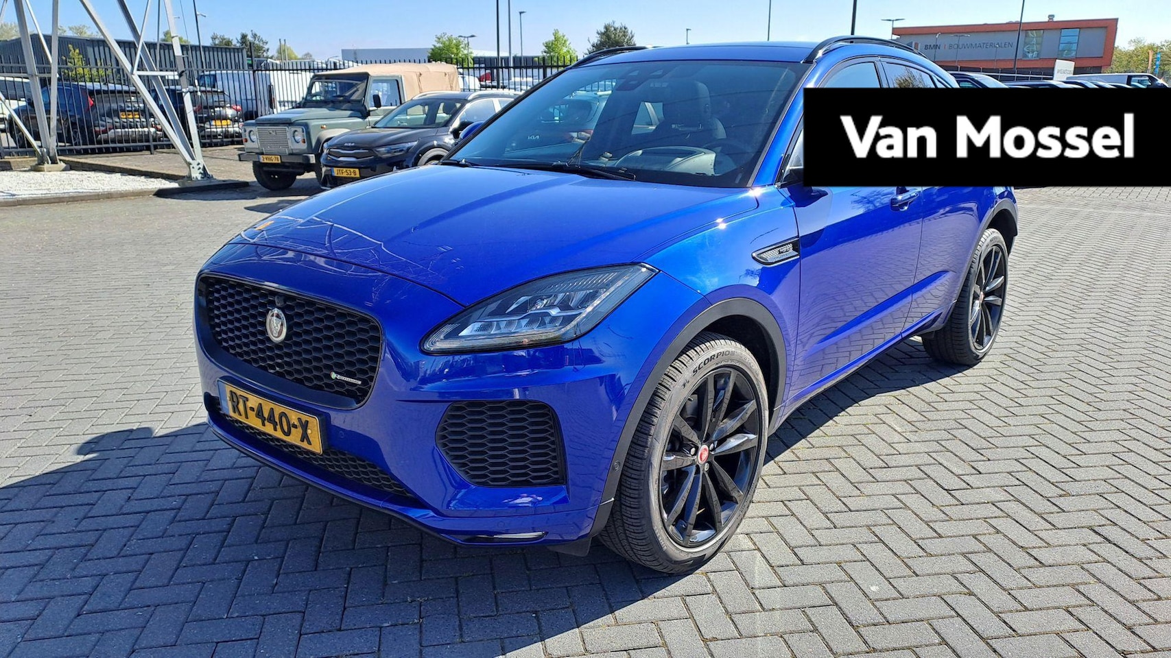 Jaguar E-Pace - 2.0 P250 AWD First Edition VERWACHT | AUTOMAAT | TREKHAAK | HEAD-UP | VIRTUEEL | CAMERA | - AutoWereld.nl