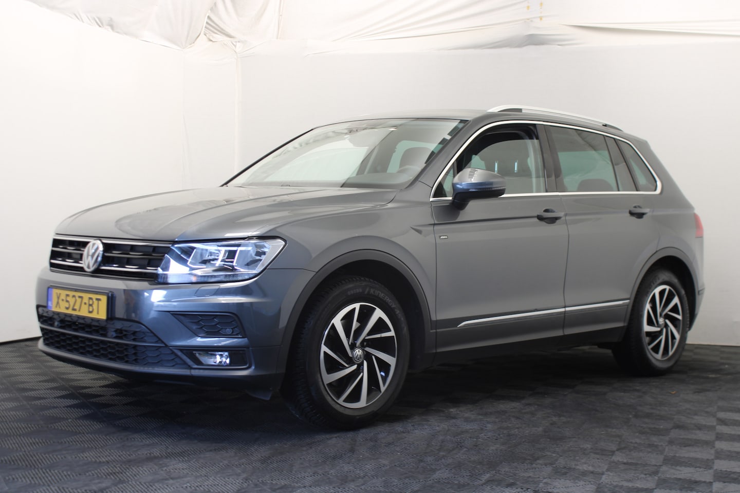 Volkswagen Tiguan - 1.5 TSI ACT Comfortline Business |Navi|Stoelverwarming| - AutoWereld.nl