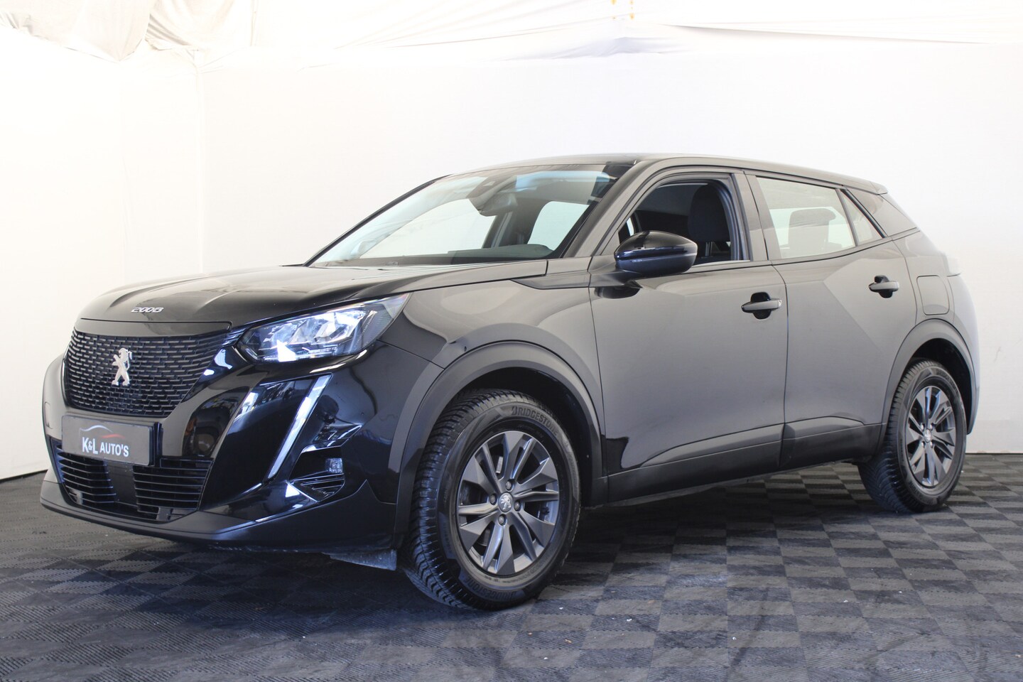 Peugeot 2008 - 1.2 PureTech Active |Navi|Carplay| - AutoWereld.nl